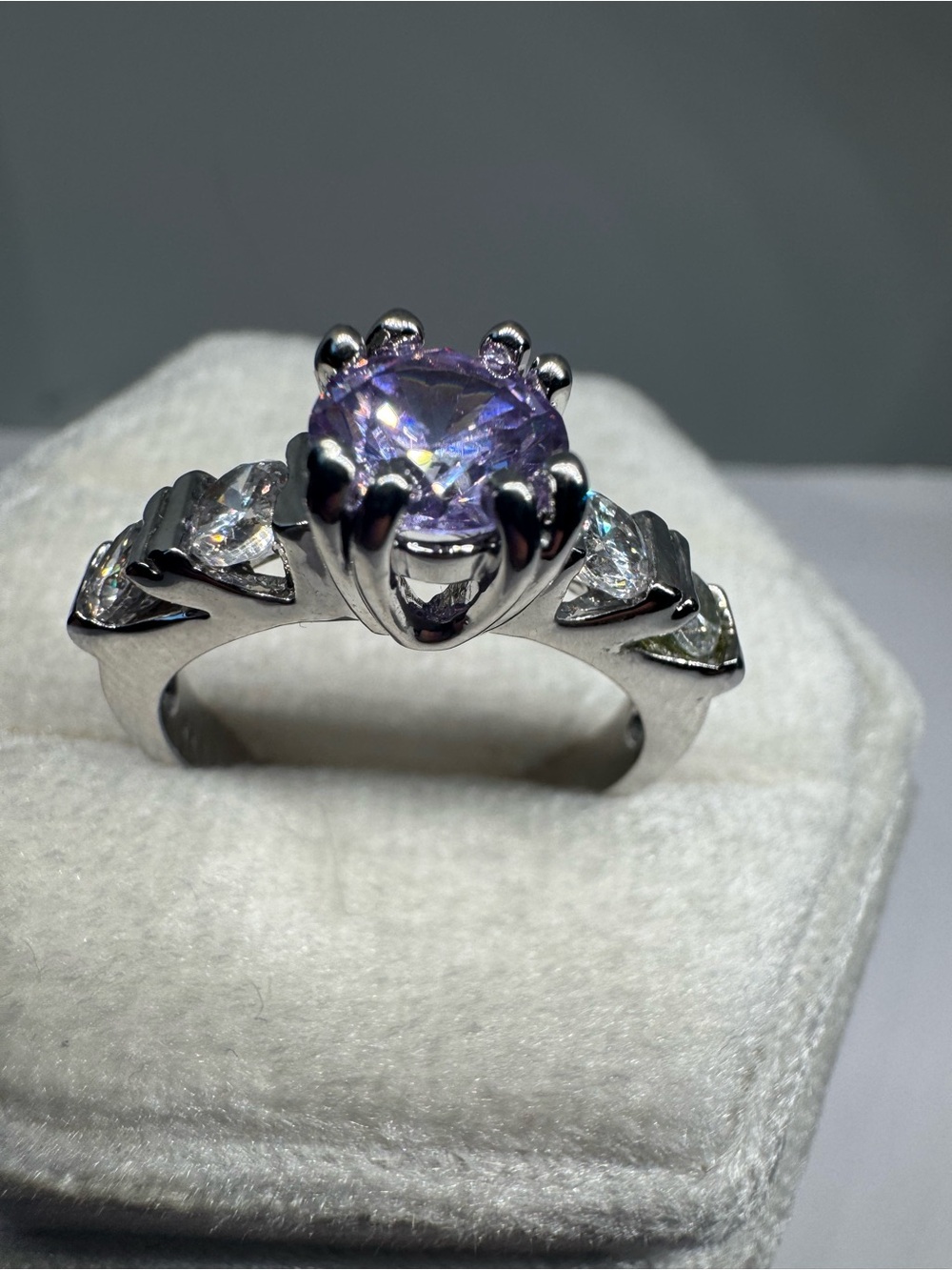 14K 585 White Gold Amethyst Ring Size 8 | 4.74g - Picture 3 of 14
